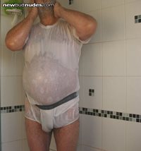 JJBear in Shower