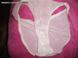 wifes panties love to cum in them mmmm