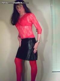Hey Gurls ,If you like you join my Friends List.Love Modeling In my Red Lin...