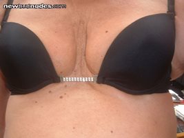 black bra 2