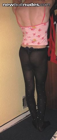 my firm tooshy wearing butterfly thong and tights- ne1 like to pinch it?