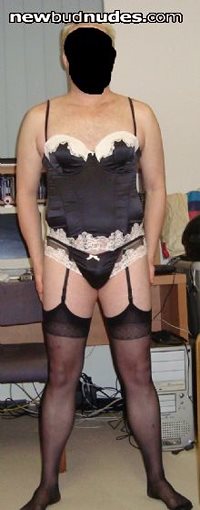 IN MY BLACK LOVABLE LINGERIE WITH SUSPENDERS AND STOCKINGS