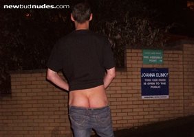 showing a bit of ass in public