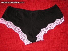 Black panties with pink lace trim