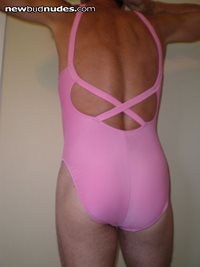 Do you think the criss-cross straps in the back of this pink one-piece swim...