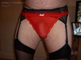curious guy looking for lingerie j/o in mcr on sat night love to wear your ...