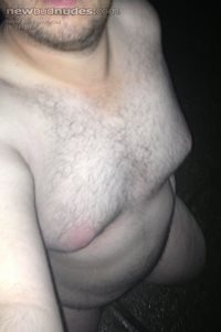 Anybody into fat guys, I'm drunk, felling very dirty and want to show mysel...