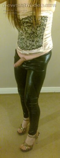 Lucy in basque top, leggings and high heels!!!