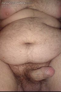 anybody into fat guys, love showing my big fat naked body off want to get v...