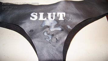Kiwi-Sluts new self hand made leather panties, they felt so goo i had to sq...