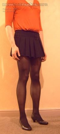 Schoolie skirt