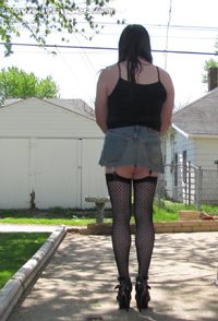 sissy slut caught by neighbors while taken pics today