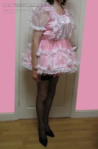 My pink sissy dress