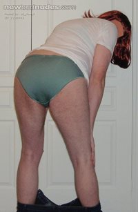 Who likes a little strip tease photohshoot?